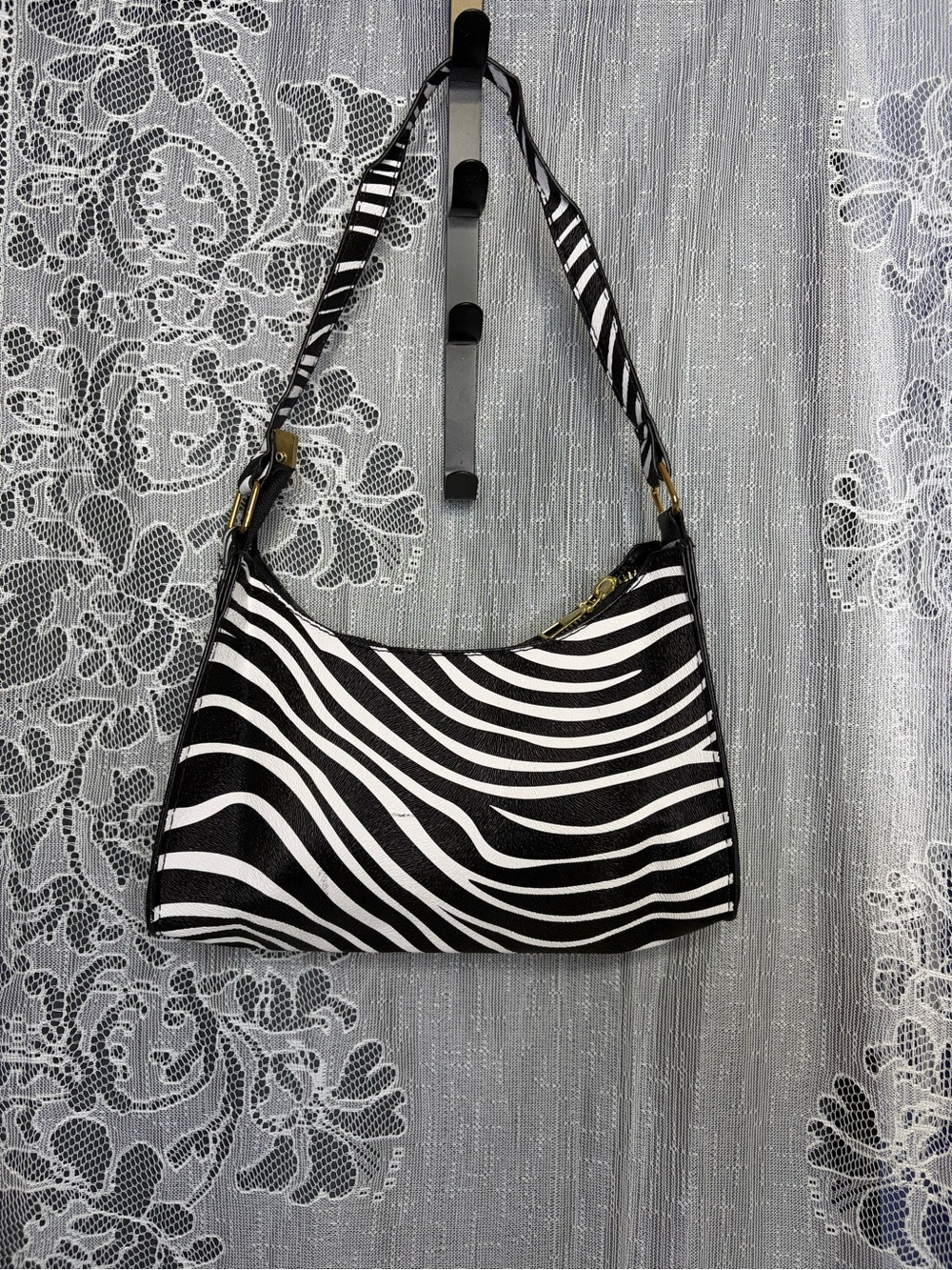 NWOT Black & White Zebra Print Shoulder Bag